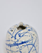 Load image into Gallery viewer, Elisa Ceramics Blue Starfish Flower Vase Detail