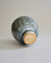 Load image into Gallery viewer, Elisa Ceramics Balu Mini Vase bottom
