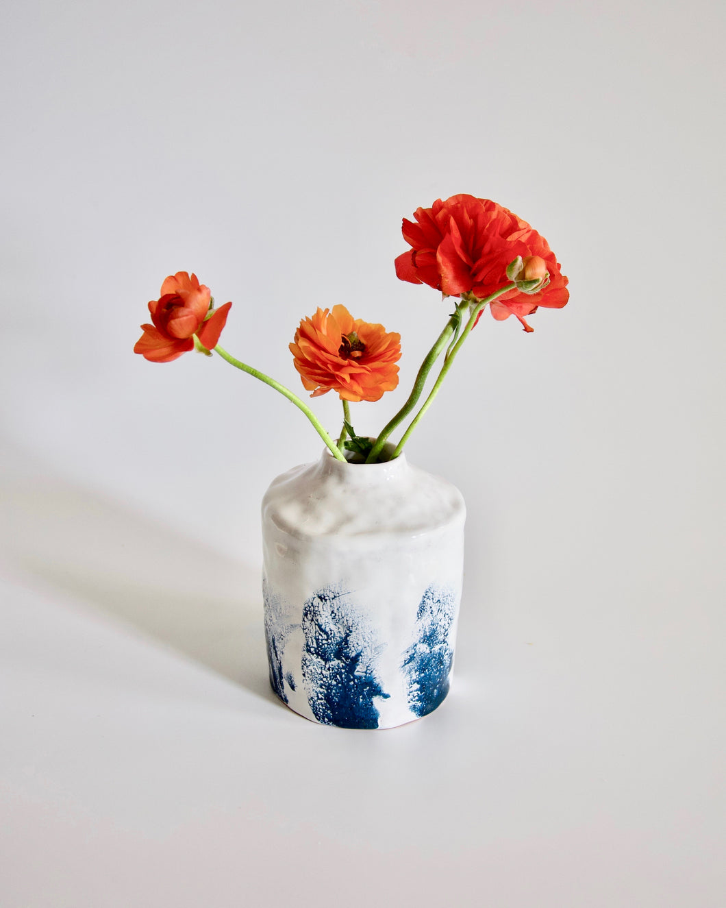 Elisa Ceramics Kanagawa Flower Vase