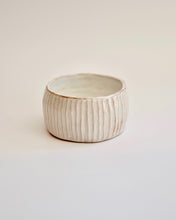 Load image into Gallery viewer, Elisa Ceramics Linen Planter front
