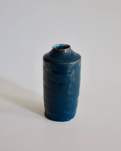 Load image into Gallery viewer, Elisa Ceramics Moonlight Vase Front
