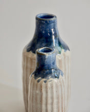 Load image into Gallery viewer, Elisa Ceramics Sea Vase Set detail
